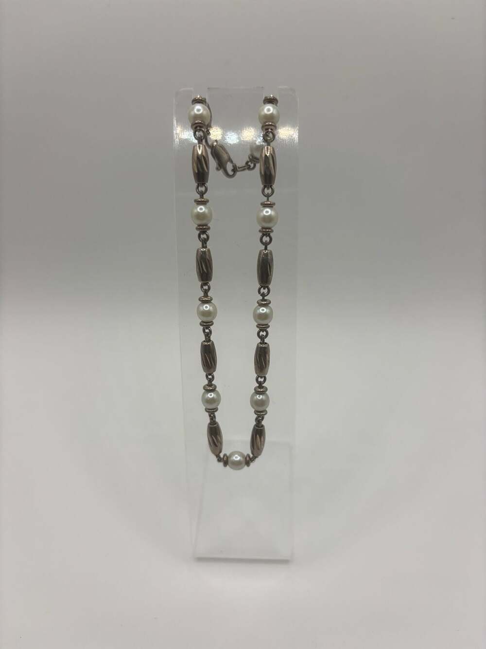 Vintage Silver Tone Faux Pearl and Textured Bead Bracelet
